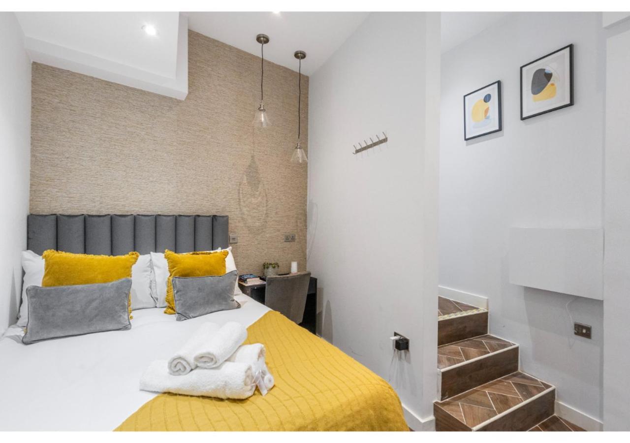 Compact Comfort: Your Basecamp Apartment *